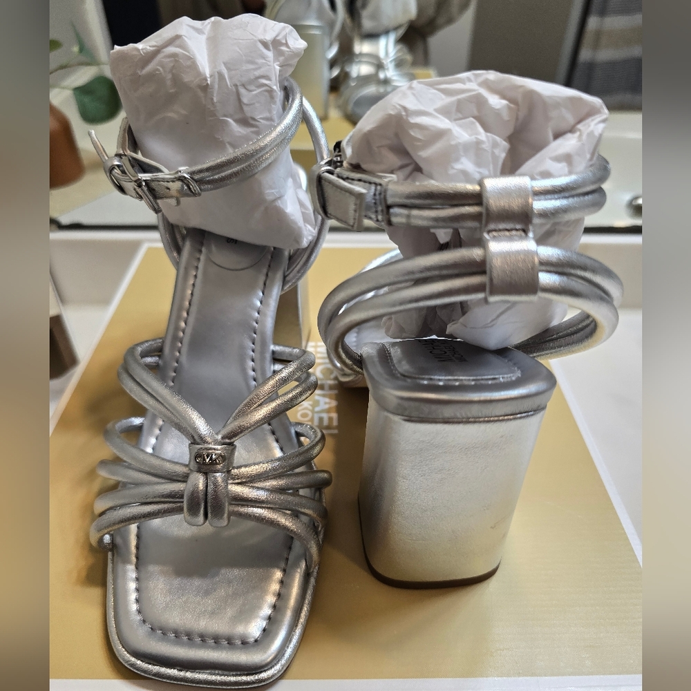 NIB Michael Kors Metallic Silver Strappy Block Heels - Picture 3 of 7